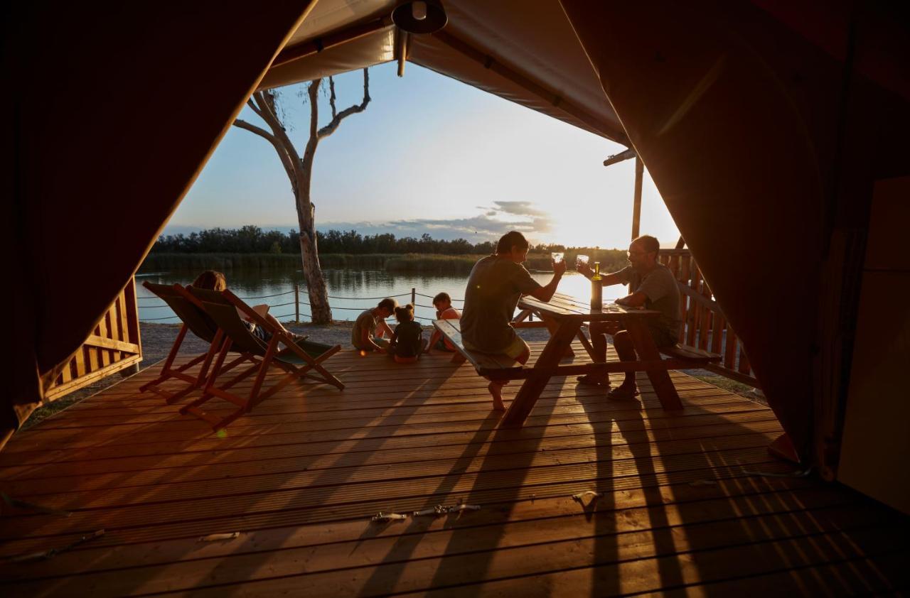 Camping Nautic Almata Glamping Hotel Castello  D'Empuries Kültér fotó