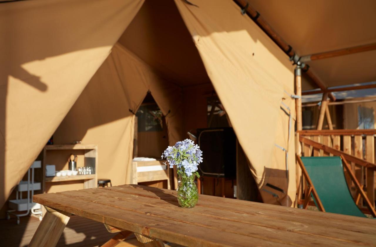 Camping Nautic Almata Glamping Hotel Castello  D'Empuries Kültér fotó